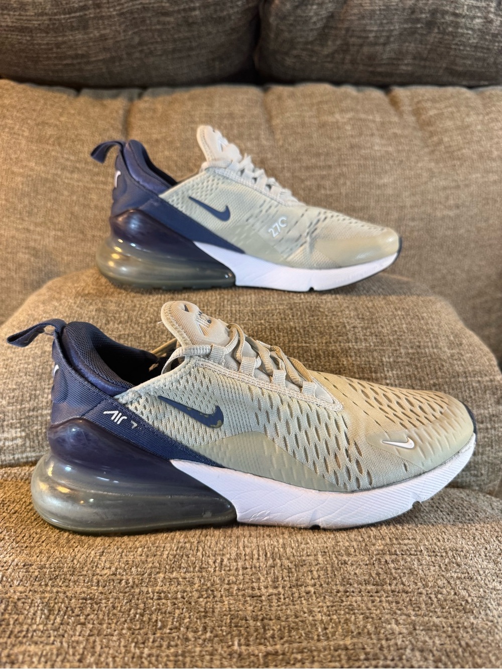 Nike Women's Air Max 270 Light Bone/Diffused Blue/White FQ8783-072 Size 8.5